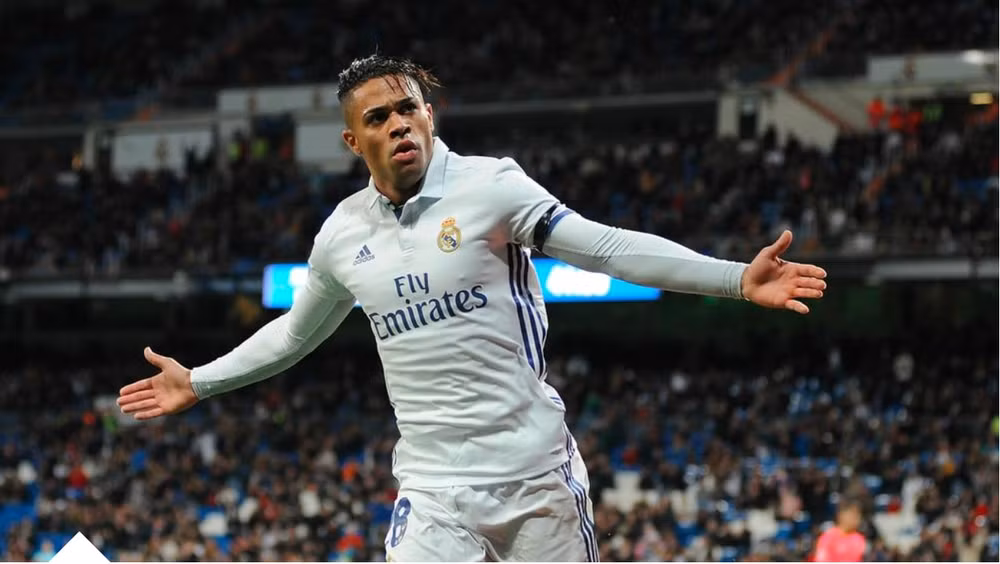 top 8 cau thu sap phai roi cau lac bo real madrid trong he 2022 hinh 6