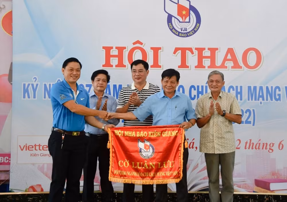kien giang ky niem 97 nam ngay bao chi cach mang viet nam hinh 3
