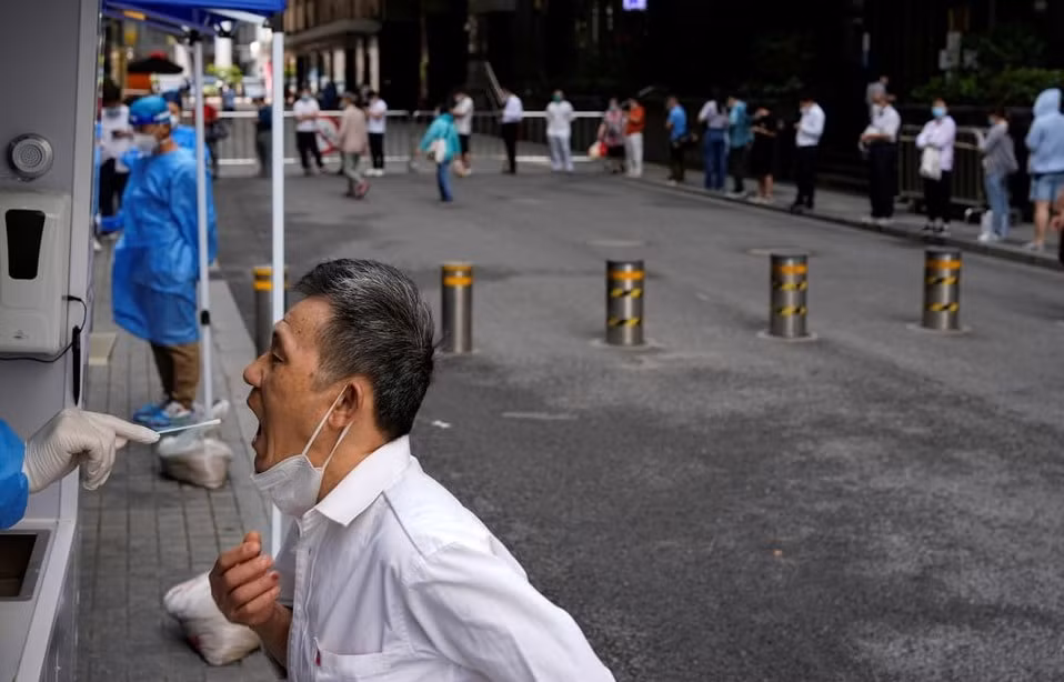 bac kinh canh bao dot bung phat covid moi thuong hai lai xet nghiem hang loat hinh 2