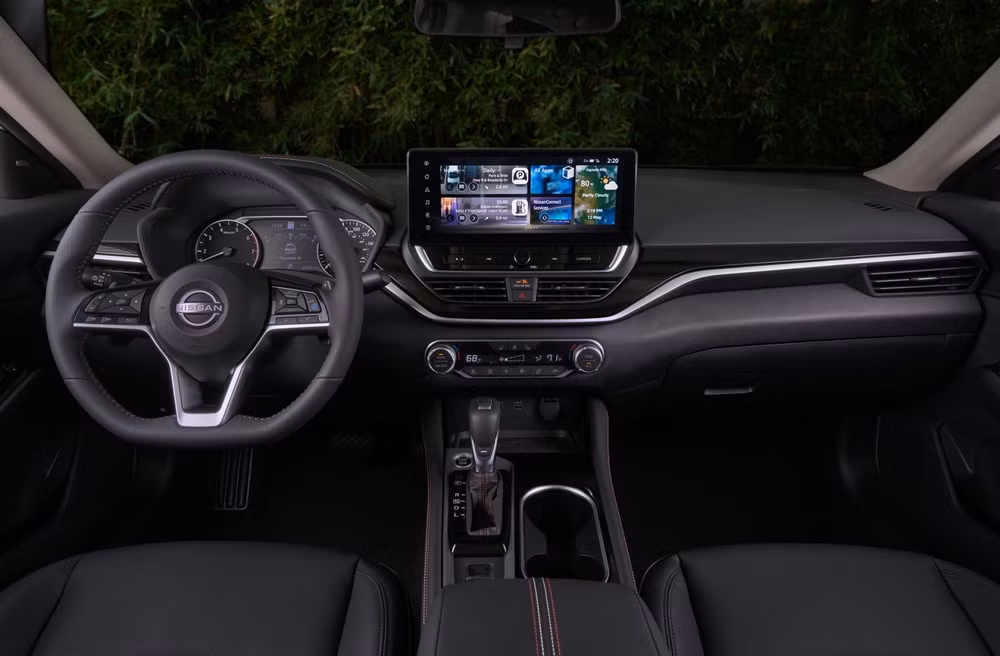 nissan altima 2023 ra mat trang bi luoi tan nhiet moi nang cap he thong giai tri hinh 8