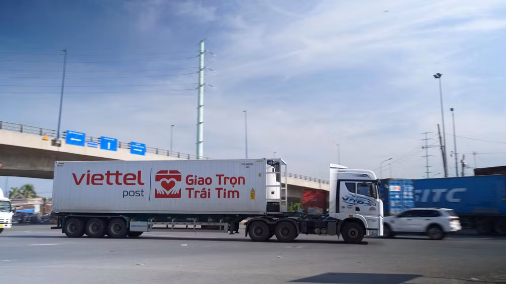 Viettel Post §u t° xây dñng h¡ t§ng logistics quÑc gia