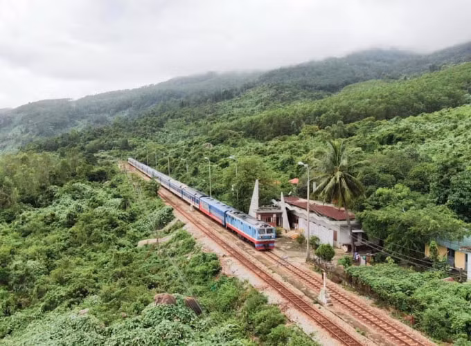 Ngành đường sắt tiếp tục dừng chạy các tàu khu đoạn phía Nam trong tháng 6 do ảnh hưởng của dịch bệnh COVID-19. Ảnh minh họa