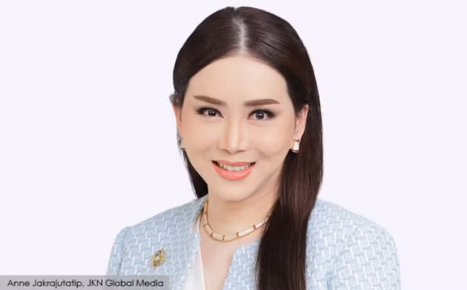 Anne JKN quyết mua lại Miss Universe dù không phải là fan của cuộc thi nhan sắc này.