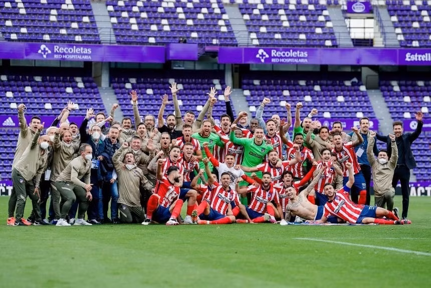 Atletico lên ngôi vô địch La Liga trước sự bám đuổi quyết liệt của Real. Ảnh: vietnamnet.vn