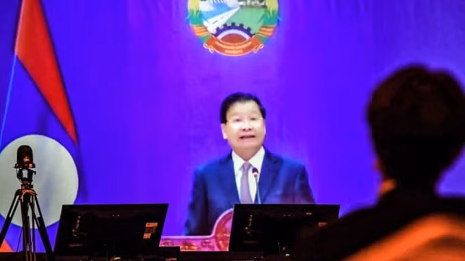 Chủ tịch nước CHDCND Lào Thongloun Sisoulith phát biểu tại hội nghị Tương lai châu Á vào ngày 21 tháng 5 - Ảnh: Koji Uema