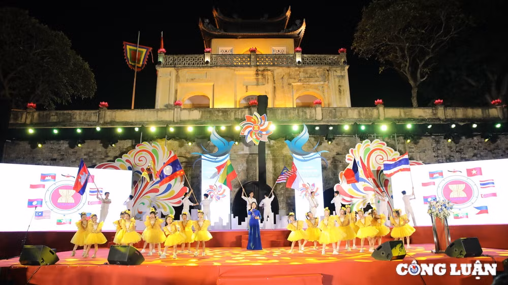 dac sac chuong trinh khai mac ngay hoi van hoa huu nghi sac mau asean hinh 2
