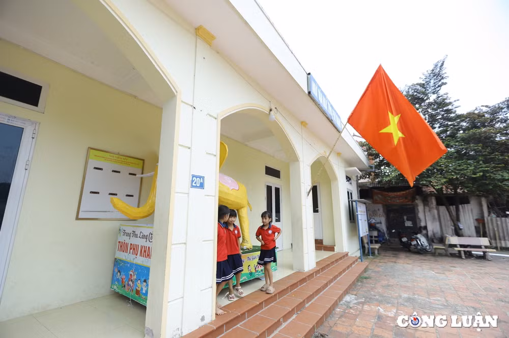 doc dao mo hinh den trung thu khong lo o lang co duong lam hinh 8