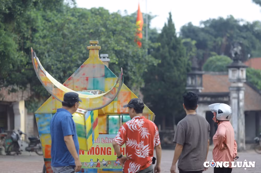 doc dao mo hinh den trung thu khong lo o lang co duong lam hinh 3