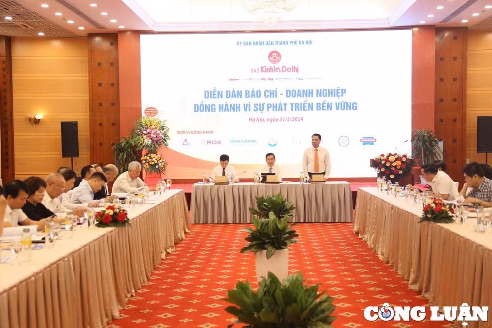 bao chi va doanh nghiep la moi quan he tuong ho cong sinh hinh 3