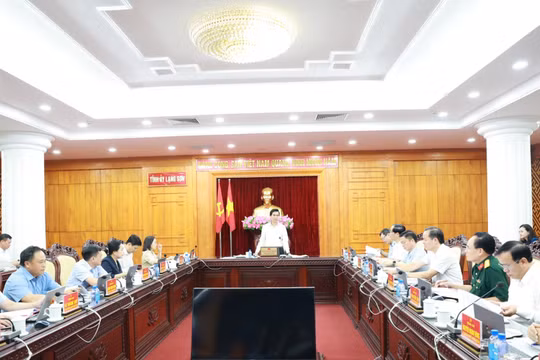 Lạng Sơn thống nhất đầu tư 5 dự án trọng điểm, chuẩn y thêm một Ủy viên Ban Thường vụ Tỉnh ủy