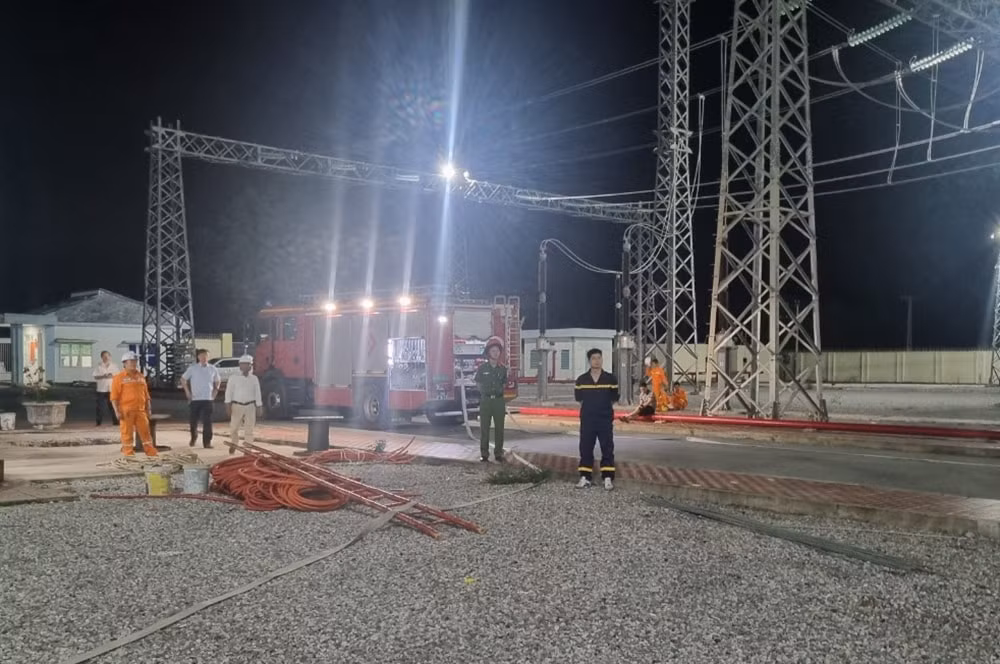 dong dien du an nang cong suat tram bien ap 220kv yen hung tang cuong dam bao dien cho tinh quang ninh hinh 2