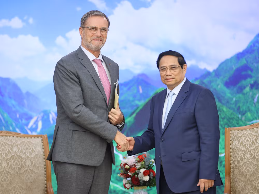 thu tuong pham minh chinh tiep dai su tay ban nha va dai su phap hinh 3