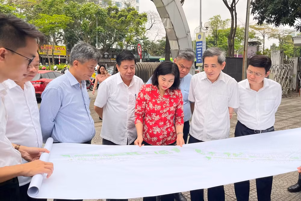 ha noi yeu cau day nhanh tien do van hanh he thong duong sat tren cao doan nhon thu le hinh 1