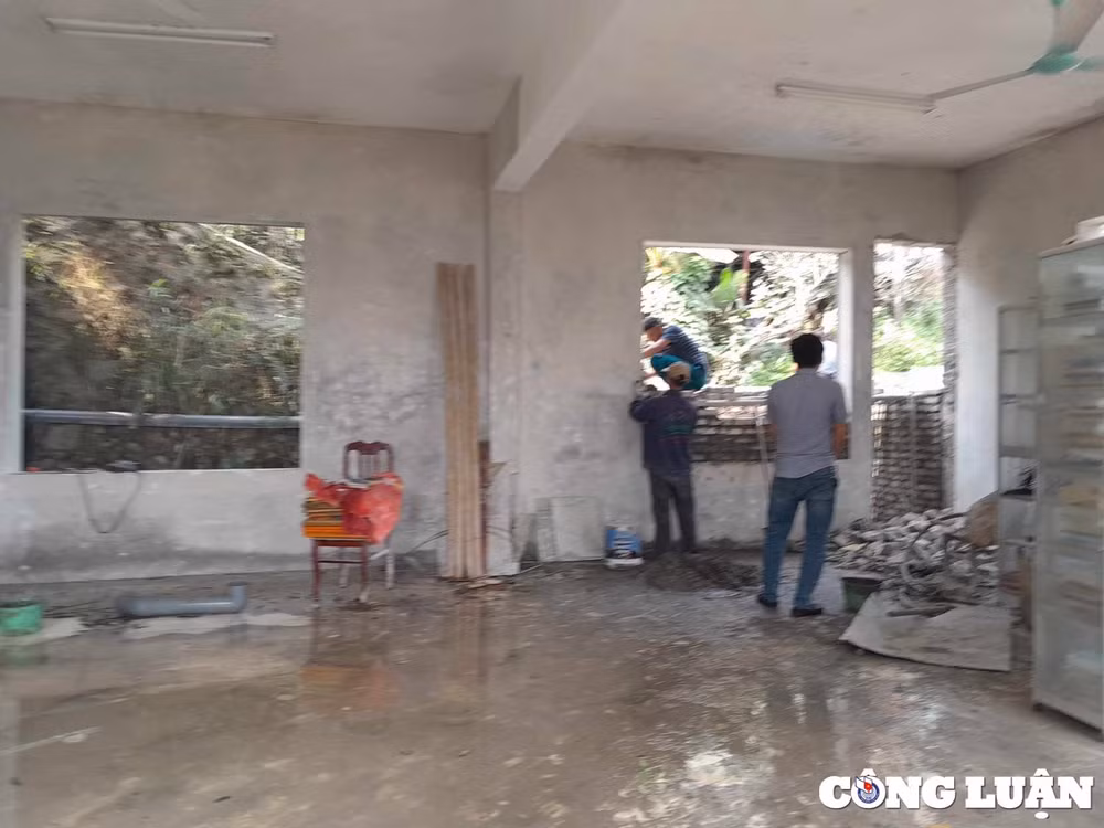 thi cong cau tha tai du an mo rong khuon vien nha van hoa thon 2 thi tran tam dao hinh 6