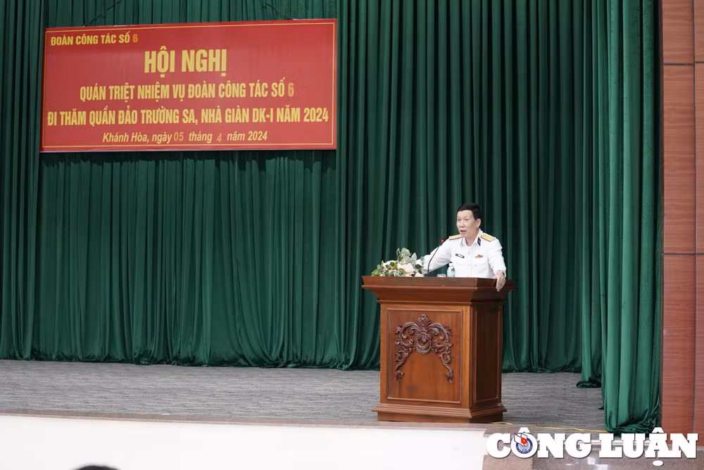 doan cong tac tham quan dao truong sa nha gian dk i nam 2024 doan ket nghia tinh lap cong quyet thang hinh 3