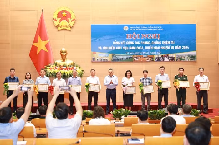 ha noi san sang 4 tai cho kip thoi phong chong thien tai hinh 1