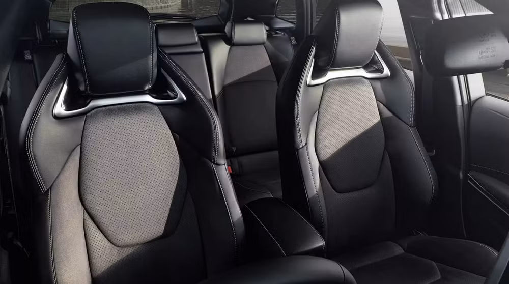 toyota corolla trinh lang phien ban active sport hinh 3