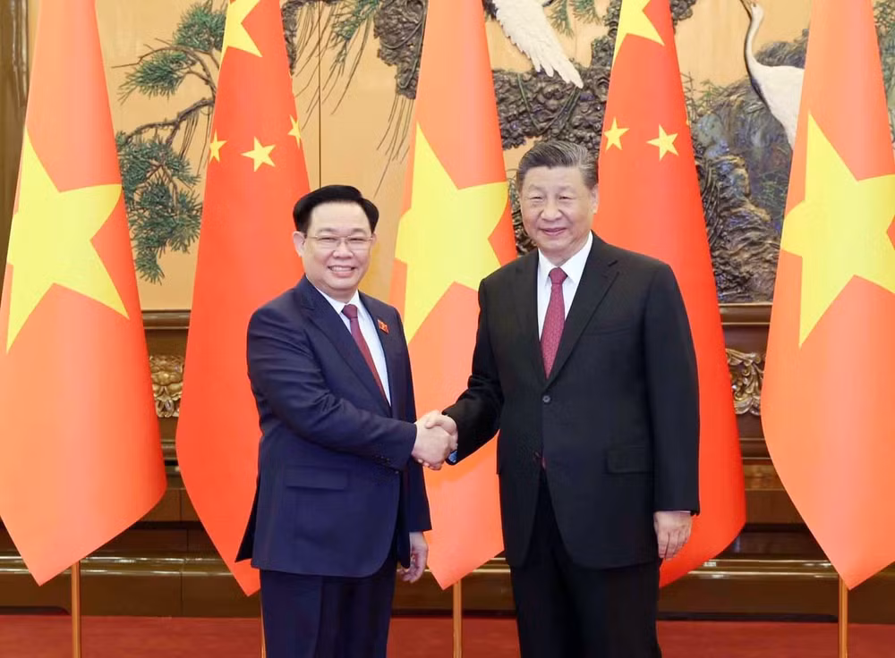 chu tich quoc hoi vuong dinh hue hoi kien tong bi thu chu tich trung quoc tap can binh hinh 1