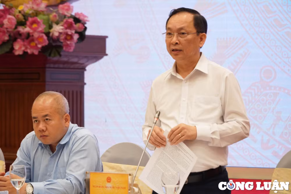 ty le mat gia cua dong viet nam voi dong usd so voi cac nuoc van thap hinh 2