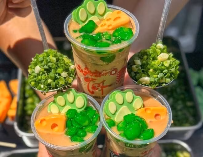 xuat hien tra sua hanh la cuc la huong vi khien nhieu nguoi rung minh hinh 1
