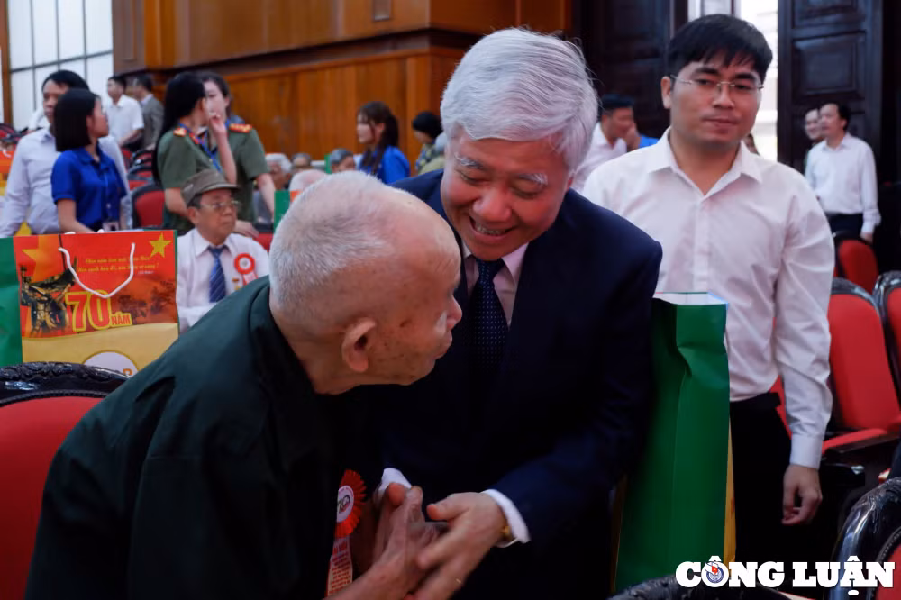 khoi day va phat huy truyen thong yeu nuoc y chi quyet chien quyet thang cua chien dich dien bien phu hinh 7