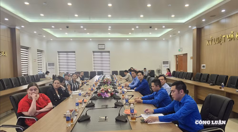 10-doan-australia-thamquan-mo-hinh-khai-than-than-tai-tkv.jpg