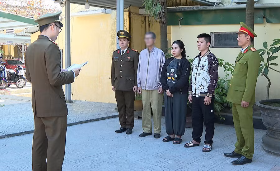vay-nang-lai.jpg