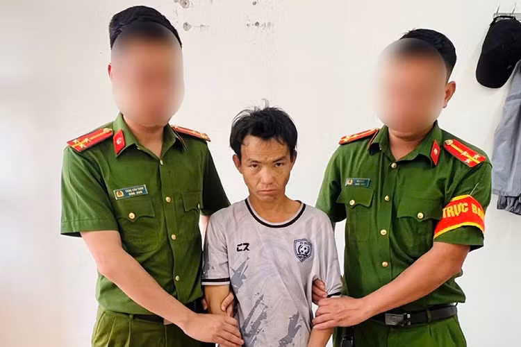 Bắt giữ đối tượng mua bán 2.000 viên ma túy tổng hợp tại Điện Biên
