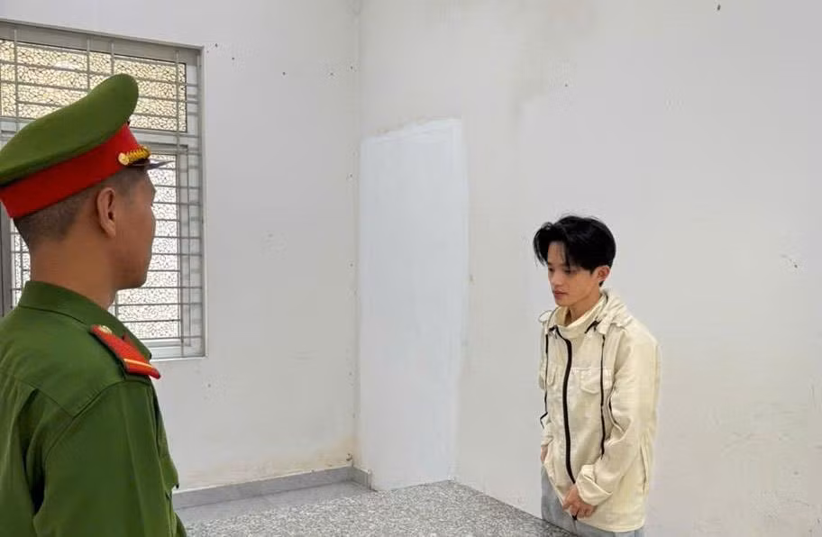 quyen1.jpg