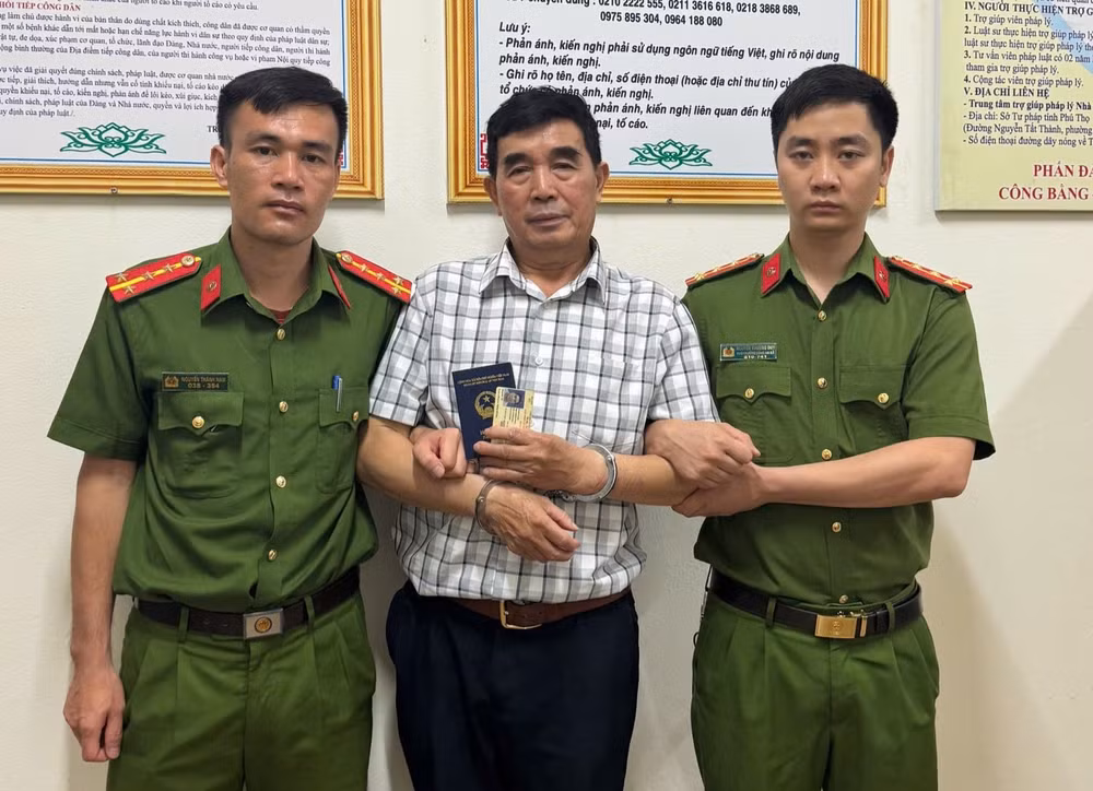 Công an xã Vĩnh Chân bắt thành công đối tượng truy nã Cù Ngọc Tân lẩn trốn gần 40 năm