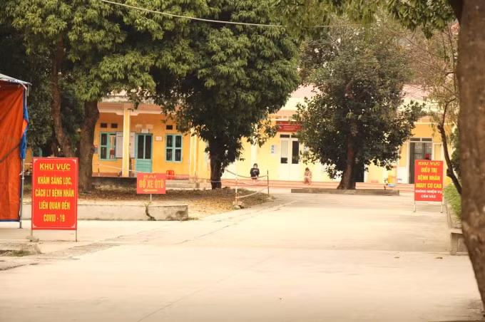 Không gian rộng rãi, thoáng đãng cũng khiến cho bệnh diện dã chiến trở nên thanh bình, lãng mạn (ảnh TL).
