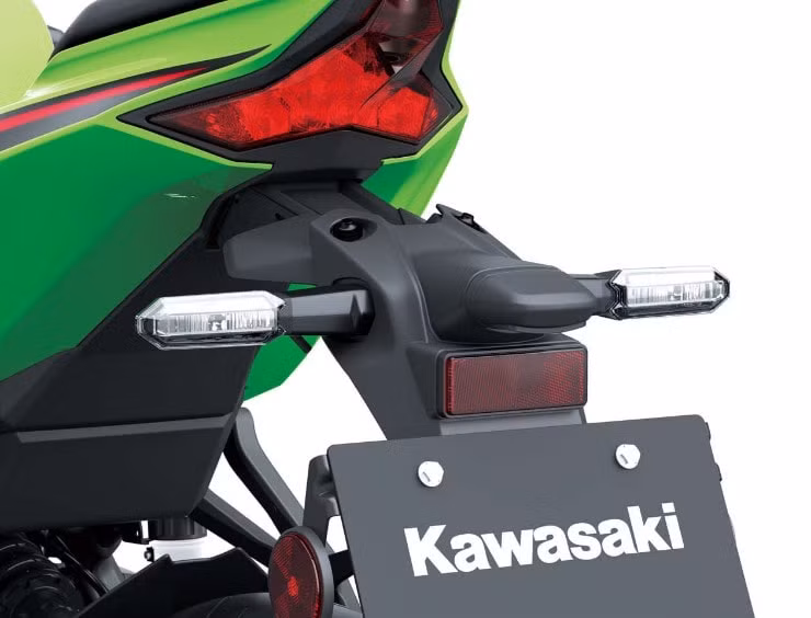 kawasaki trinh lang zx 25rr 2024 gia tu 191 trieu dong hinh 7