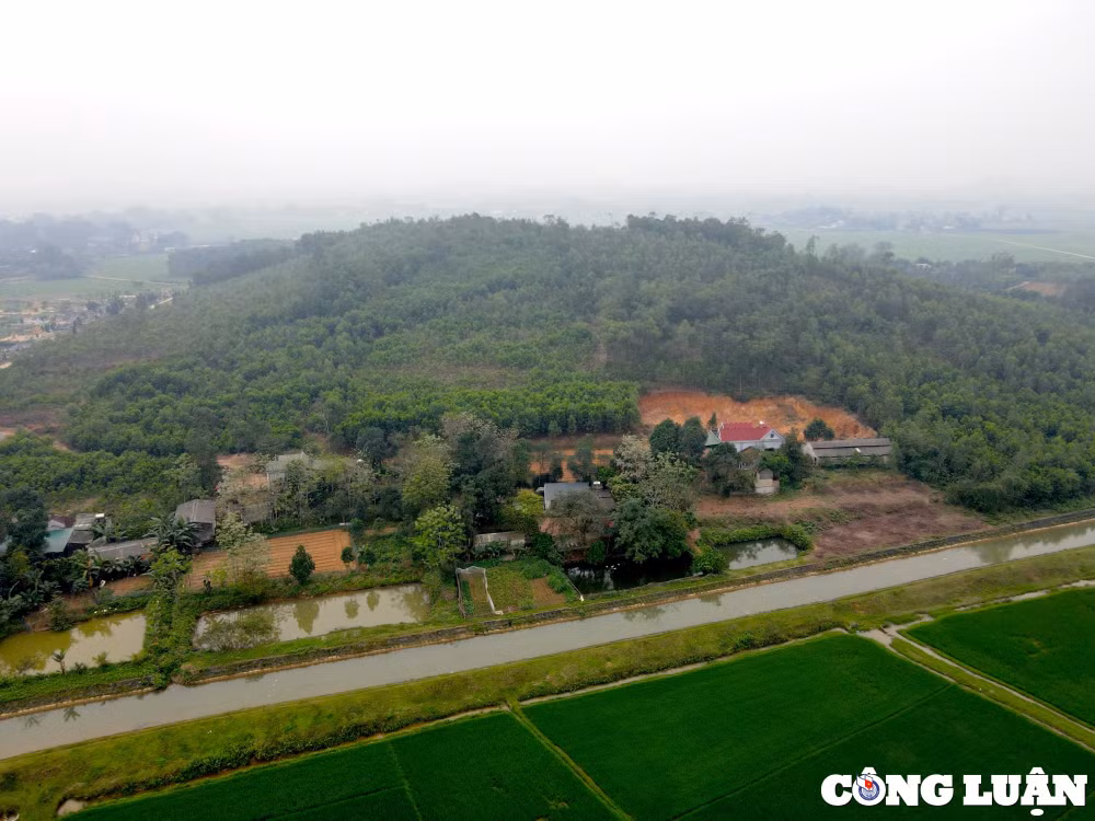 can lang nghe nguyen vong cua nguoi dan khi dua nui ngoc vao khai thac hinh 1