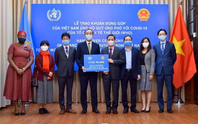 Chính phủ Việt Nam quyết định đóng góp 50.000 USD ủng hộ Quỹ Ứng phó COVID-19 của WHO. Ảnh: BNG