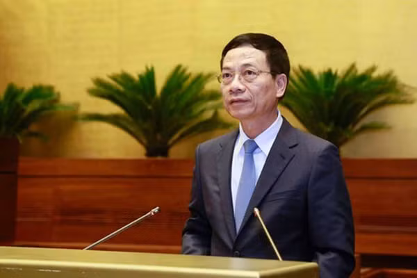Đồng chí Nguyễn Mạnh Hùng, Ủy viên Trung ương Đảng, Bộ trưởng Bộ TT&TT kiêm Phó Trưởng Ban Tuyên giáo Trung ương&nbsp;là thành viên Ban Chỉ đạo Quốc gia phòng, chống dịch bệnh viêm đường hô hấp do chủng mới của virus&nbsp;Corona gây ra.&nbsp;