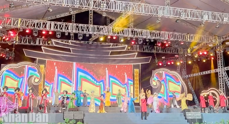 le hoi dinh than nguyen trung truc don nhan bang di san van hoa phi vat the quoc gia hinh 2