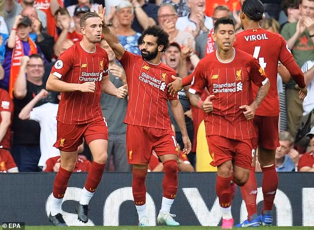 Mohamed Salah để lại dấu ấn với cú đúp. Ảnh: EPA
