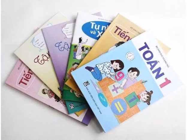 Mỗi địa phương thành lập một hội đồng thẩm định SGK mới. Ảnh minh họa