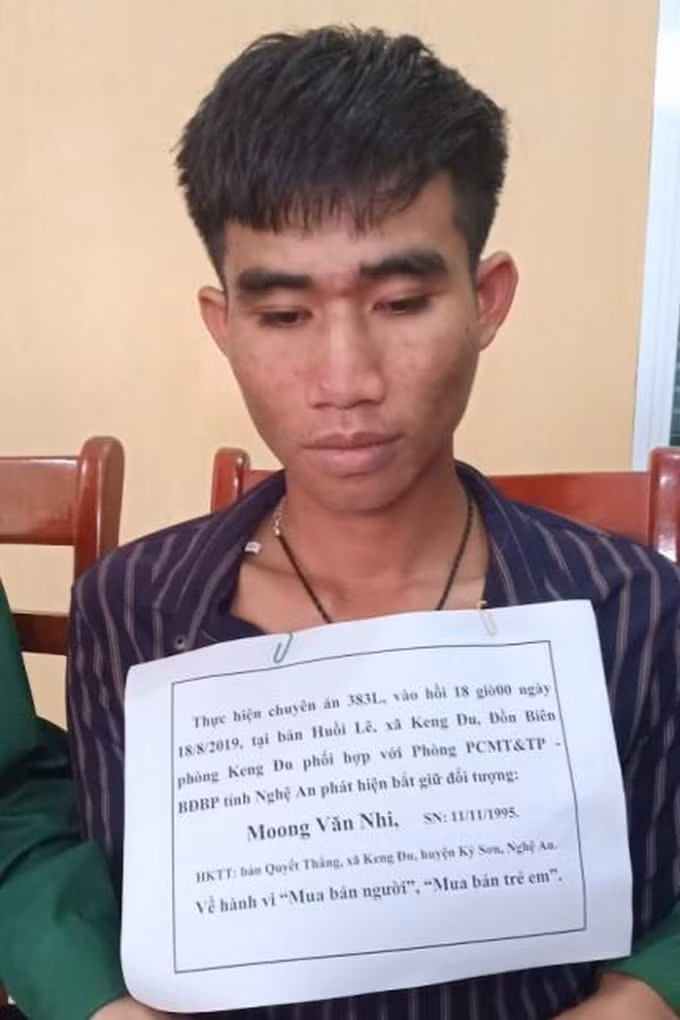 Đối tượng Nhi bị bắt về hành vi mua bán người. Ảnh H.T