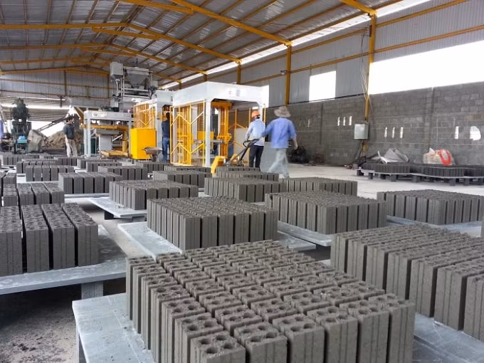 Tính đến hết năm 2018, các công trình xây dựng trên cả nước sử dụng gạch không nung mới đạt 28%. (Ảnh minh họa)