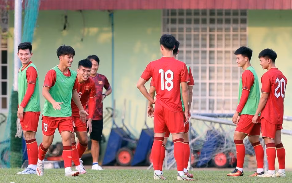 truoc tran u22 viet nam vs u22 singapore co hoi cho khuat van khang hinh 4