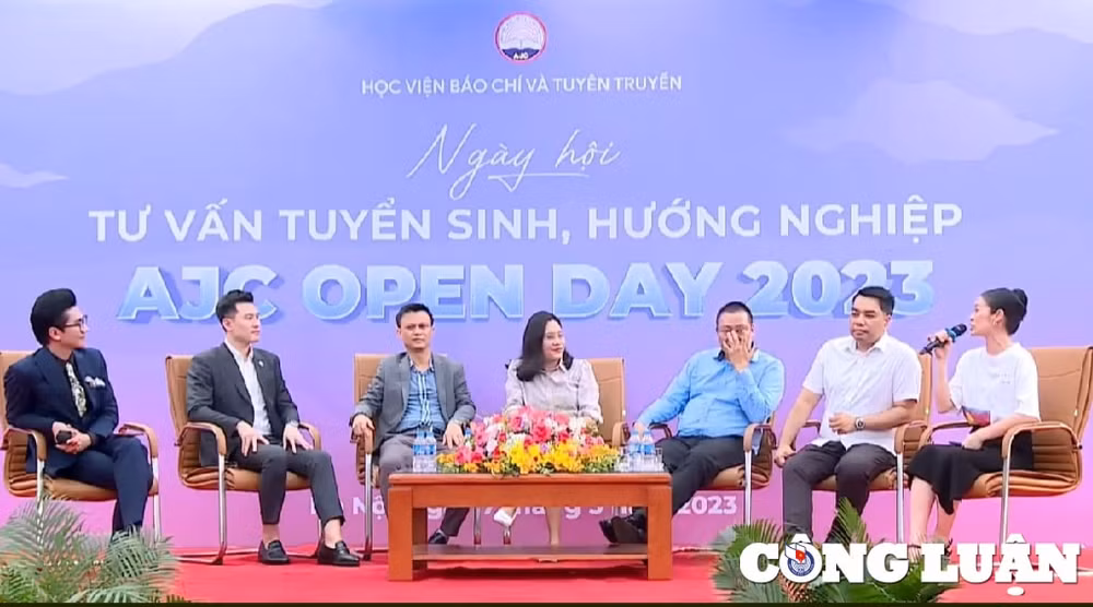 ajc open day 2023 cung cap tu van chia se thong tin huu ich trong lua chon nganh hoc phu hop hinh 2