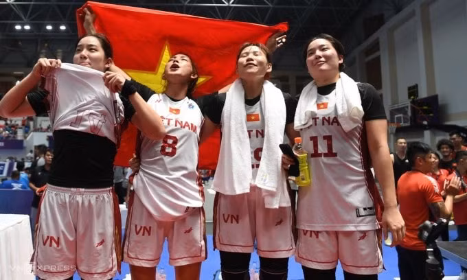 nhat ky sea games 32 ngay 7 5hcv lich su cua bong ro nu 3x3 hinh 2