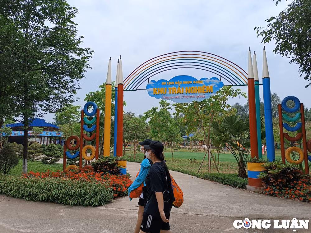 dao ngoc xanh hut khach du lich trong dip nghi 30 4 va 1 5 hinh 9