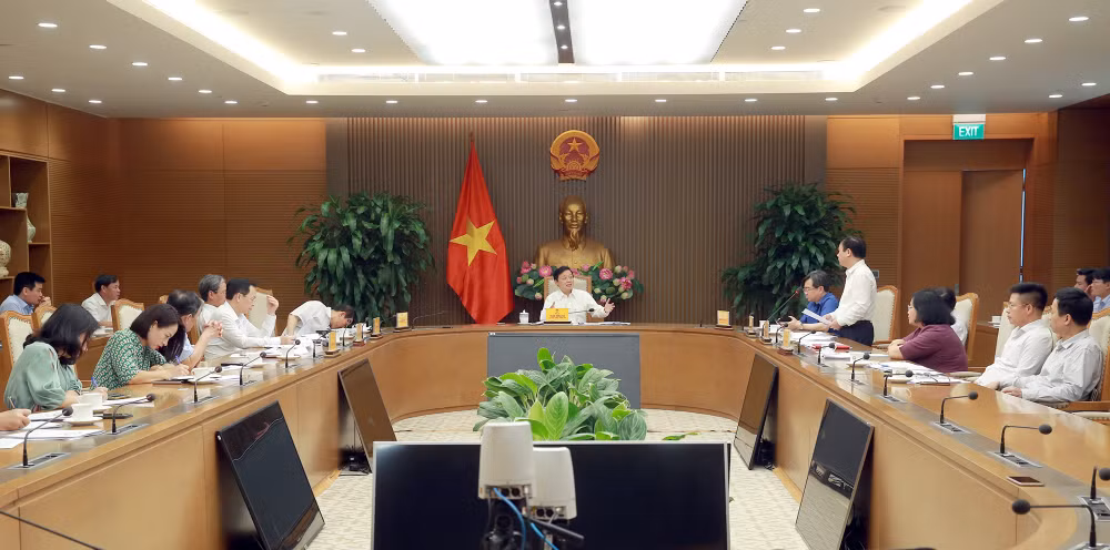 pho thu tuong tran hong ha khong the cu hop nhieu nhung thi truong bat dong san van vuong mac hinh 2