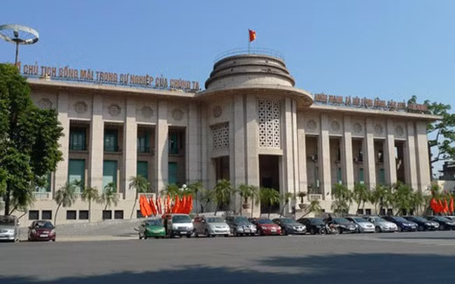 ngan hang nha nuoc tiep tuc siet tai tro tin dung vao bat dong san chung khoan hinh 1