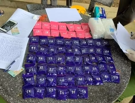 bat nhom doi tuong van chuyen ma tuy khung o quang binh hinh 2