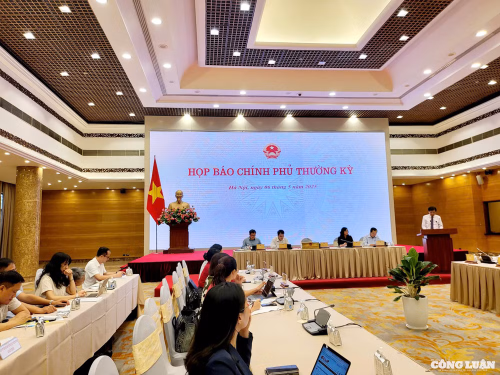 Quang cảnh Họp báo.