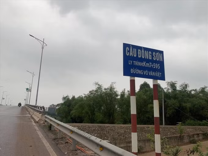 Theo Thanh tra Chính phủ, việc giao đất không qua đấu thầu cho Công ty TNHH Xây dựng Tân Thịnh là không đúng quy định pháp luật. (Ảnh minh họa).