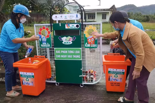 Phân loại rác thải tại nguồn: Mô hình đúng nhưng thực thi vẫn loay hoay